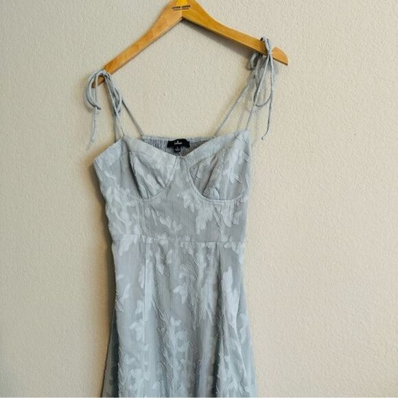 Lulus Loveliest Looks Dusty Blue Floral Jacquard Tie-Strap Midi Dress Size Large - Picture 4 of 10